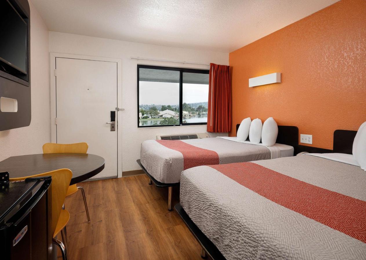 Motel 6-Camarillo, Ca Ngoại thất bức ảnh