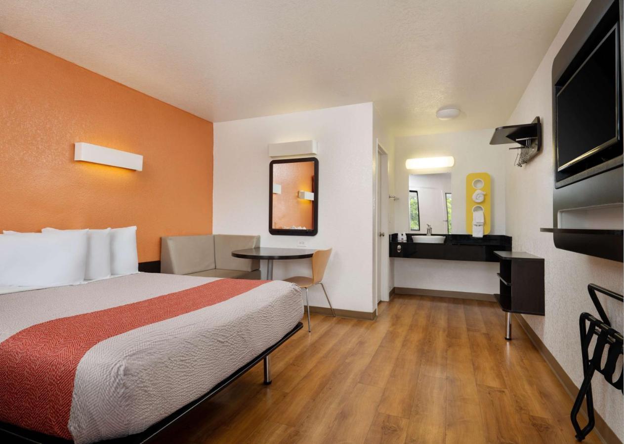 Motel 6-Camarillo, Ca Ngoại thất bức ảnh