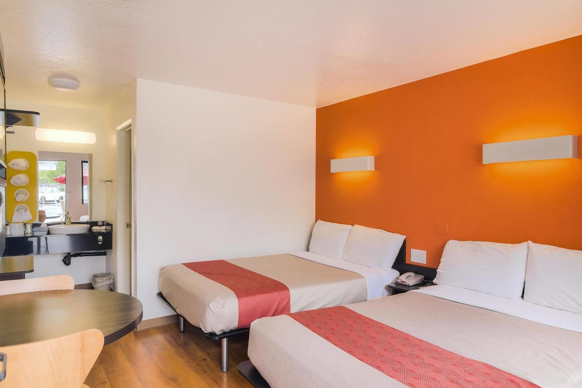 Motel 6-Camarillo, Ca Ngoại thất bức ảnh